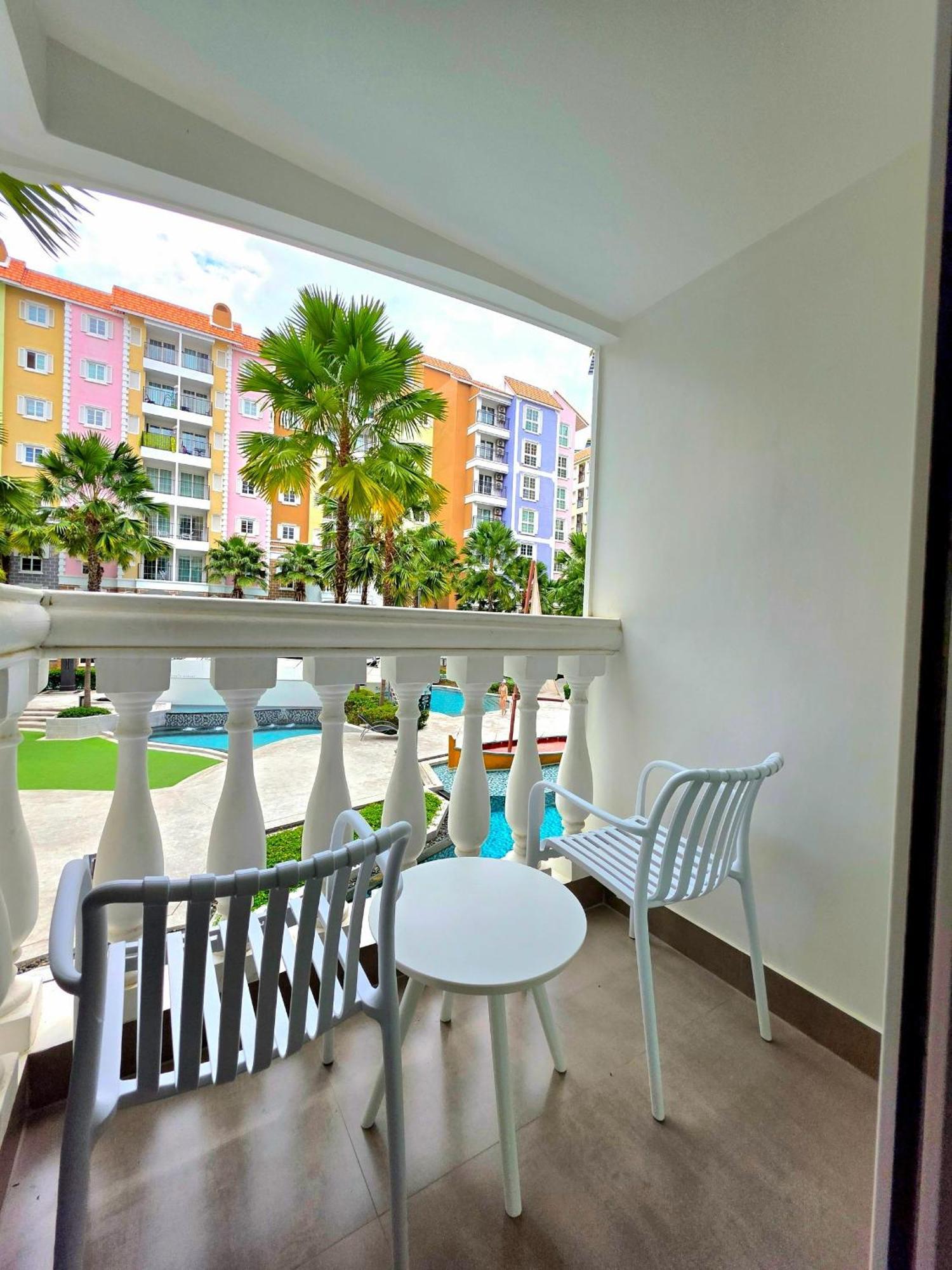 Seven Seas Cote D'Azur Resort Jomtien Na Chom Thian Ngoại thất bức ảnh