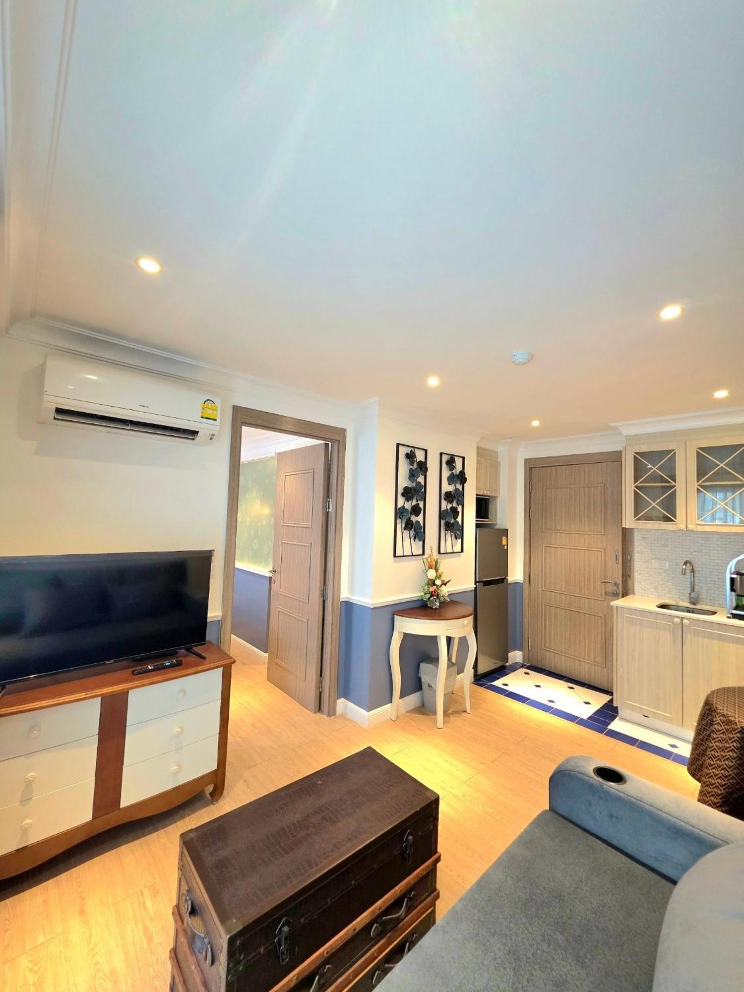 Seven Seas Cote D'Azur Resort Jomtien Na Chom Thian Ngoại thất bức ảnh